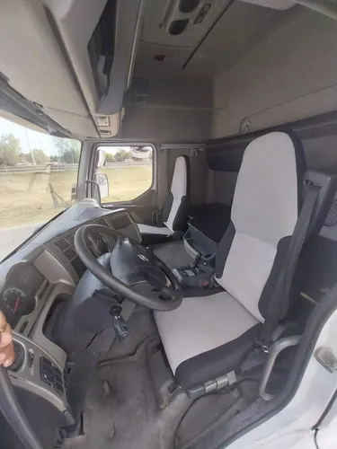 Renault Premium 440