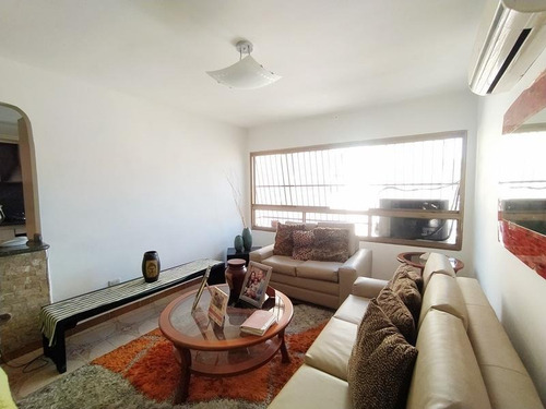 Imagen 6 de 15 de Mariano Urbina Vende Apartamento En Naguanagua Las Quintas Res La Paz Foa-2115