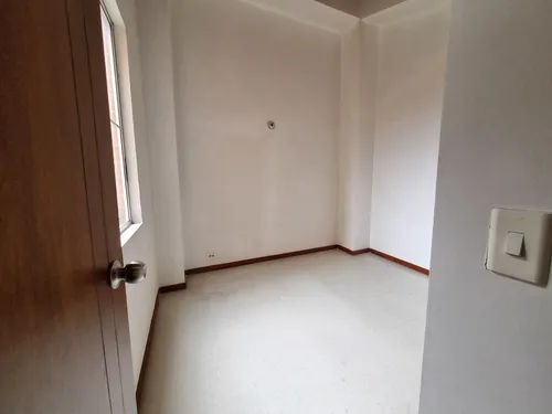 Apartamento Duplex En Venta En Laureles