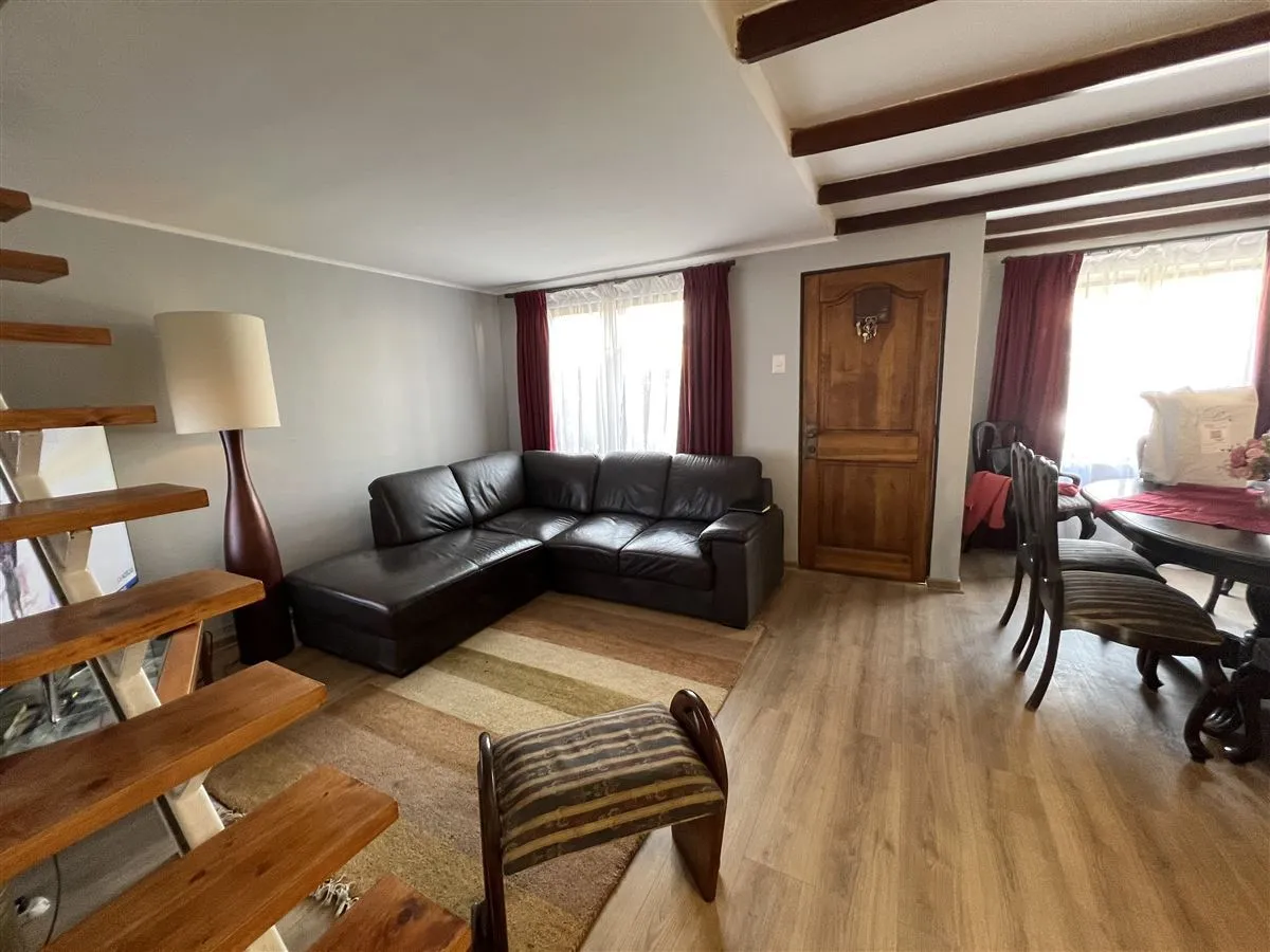 Imagen 5 de 29 de Casa En Venta Campus San Joaquín Uc 4d2b Jardín