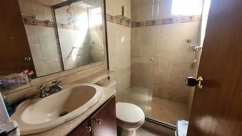 Apartamento En Venta En Conquistadores. Cod V12070