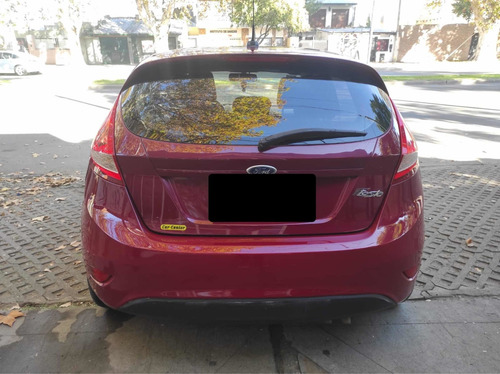 Imagen 2 de 8 de Ford Fiesta Kinetic Design 2011 1.6 Design 120cv Titanium