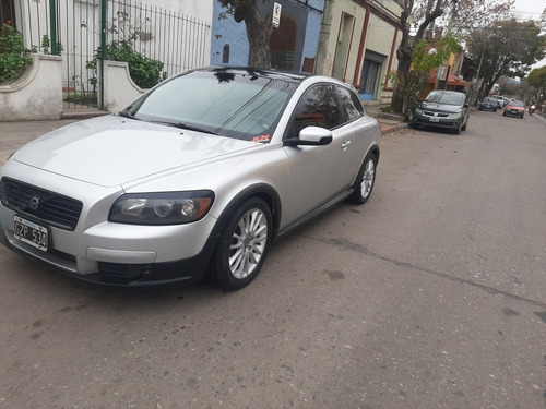 Imagen 6 de 9 de Volvo C30 2008 2.0 145hp Mt Pack Plus