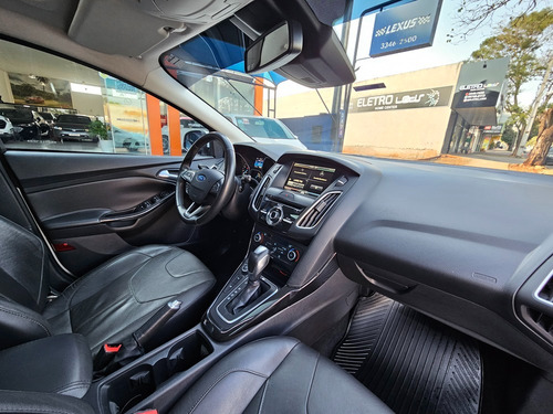 Ford Focus 2.0 Titanium Flex Powershift 5p