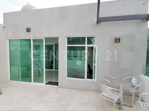 Edificio En Venta En Jardines De Santa Mónica, Tlalnepantla, Estado De México