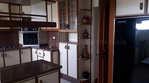 Imagen 4 de 12 de Apto En Venta Clnas Bello Monte 22-2506, Rudy 04241346326