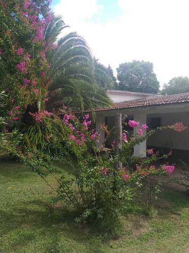 Excelente Casa Quinta En El Barrio Cerrado Santa Amelia