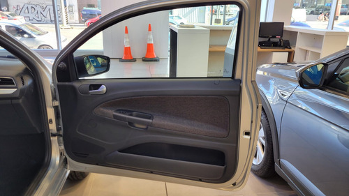 Volkswagen Saveiro 1.6 Trendline
