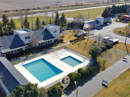 Depto En Venta En Barrio Cerrado Altos Del Casco, Zarate. Amenities.