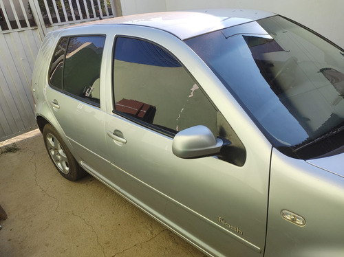 Volkswagen Golf 2006 1.6 Flash 5p
