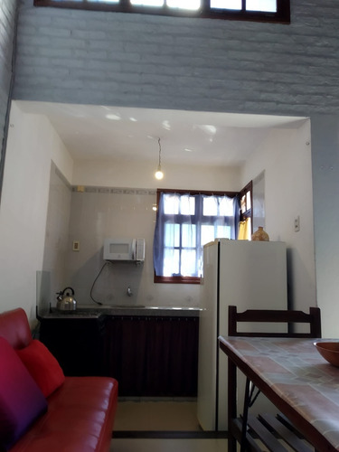 Imagen 2 de 12 de Casa Con Jardín, En Termas Del Daymán