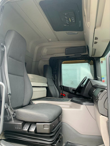 Scania P320 B 8x2 Bitruck 2019 Baú Sider 11 Metros Impecável