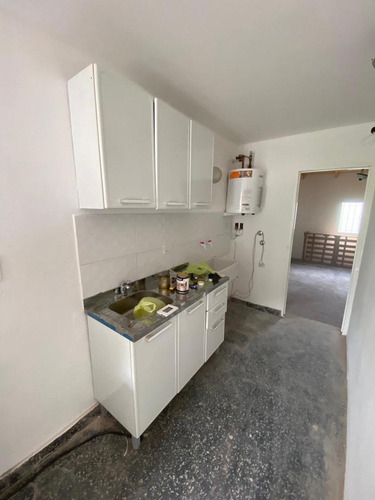 Imagen 1 de 4 de Departamento - Jose León Suarez