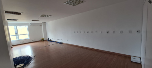 Sala De 208,28 M² Para Locação Na Tancredo Neves, Liz Corporate, Caminho Das Árvores, Salvador Ba - Sa00160