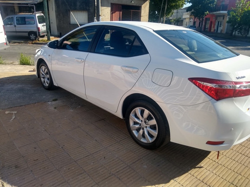 Toyota Corolla 2014 1.8 Xli Cvt 140cv