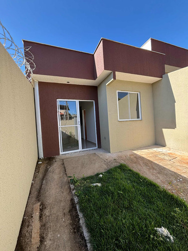 Casa 3 Quartos No Bairro Imperial R$275.000 Financia!