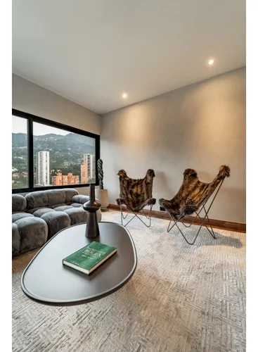 100m2 Apartamento En El Poblado