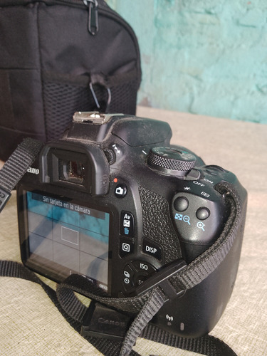  Canon Eos Rebel T7 Dslr + Bolso + Foco Led