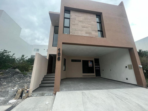 Casa En Venta, Cumbres Elite Premier, García Nuevo León.