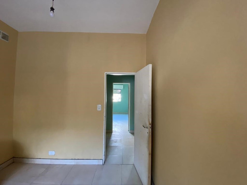 Imagen 17 de 24 de Ph Tipo Casa En Venta En Merlo Norte Reciclada A Nueva
