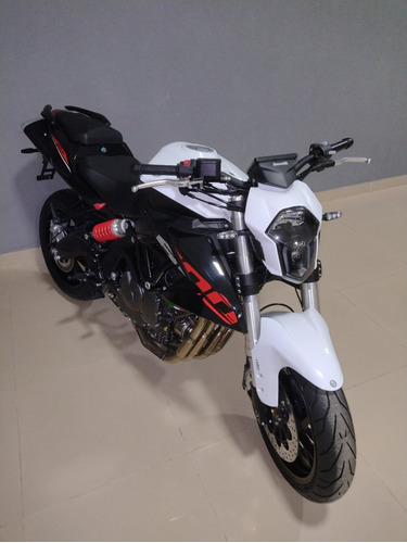 Imagen 6 de 6 de Benelli Tnt 600i 0km.!! Disponible.!!