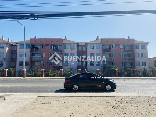 Departamento En Venta De 3 Dorm. En Coquimbo