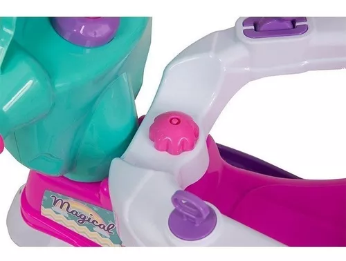 Triciclo Infantil Baby City Menina com Empurrador