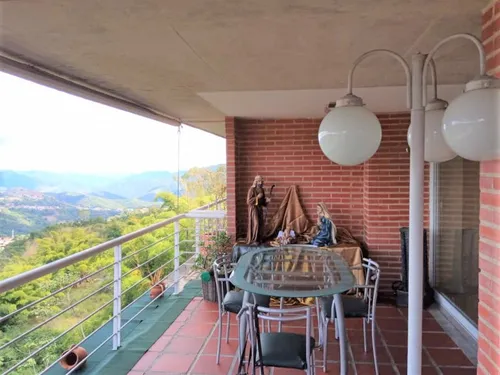 Altos De Villanueva