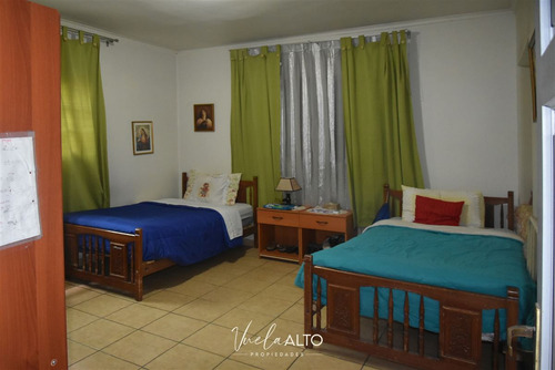 Casa En Venta De 14 Dorm. En Macul/hogar Adulto Mayor