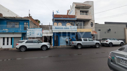Local Comercial Con Casa Habitación En Venta, Col. Centro, Mazatlán, Sinaloa.