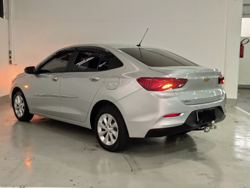 Chevrolet Onix plus 1.0 Lt Turbo 4p