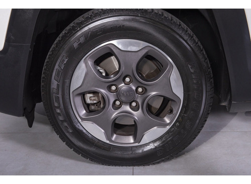 Jeep Renegade 1.8 16V FLEX SPORT 4P AUTOMÁTICO