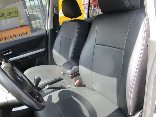 Suzuki Grand Vitara 4x2 2400cc Mt Aa