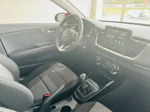 Kia Stonic Sin Pico Y Placa Mecanica Mail Hybrid