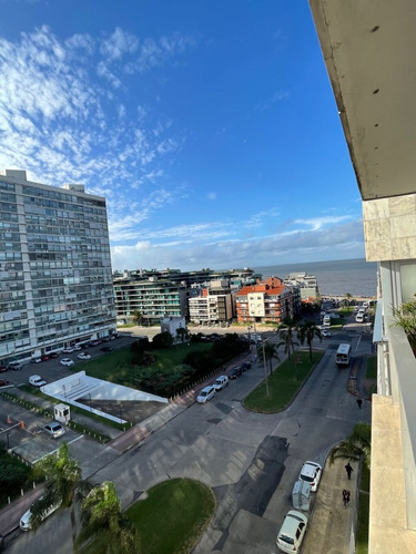 Luis A De Herrera - Rambla. ¡balcón Y Vista! Garaje. Pocitos Nuevo