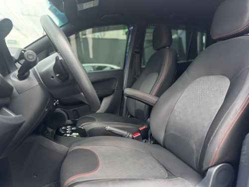 Fiat Uno SPORTING Dualogic 1.4 EVO Flex 8V 4p
