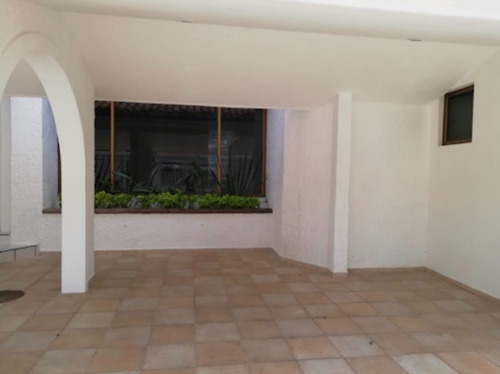 Imagen 6 de 26 de Hermosa Casa En Venta En Bugambilias
