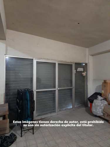 Locales Comerciales Con Oficinas Y Bodega En Venta En San Nicolás