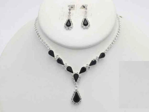 Collar Con Arete Black&white Cafu405-01 A20