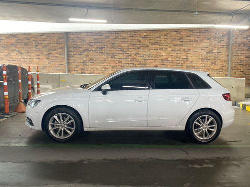 Imagen 6 de 25 de Audi A3 1.2 Turbo Hatchback 2014