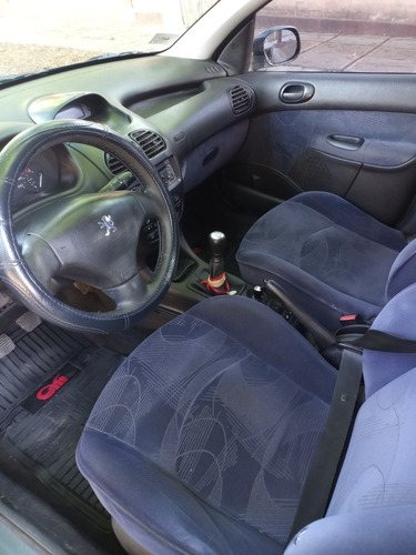 Imagen 8 de 8 de Peugeot 206 2005 1.9 Xrd Confort