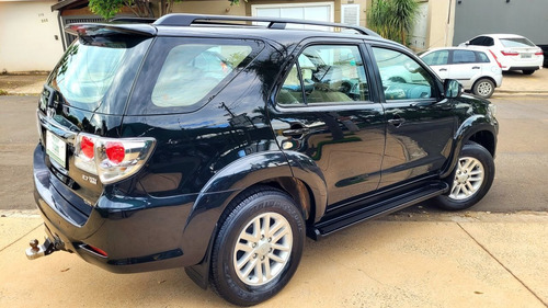Imagem 3 de 14 de Hilux Sw4 Sr 4x2 2.7 Flex 16v Aut.