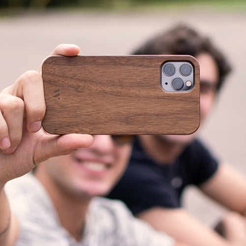 Funda Walden® Madera Real iPhone 11 / 11 Pro / Max Original