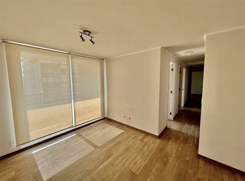 Departamento En Arriendo De 3 Dorm. En Las Condes