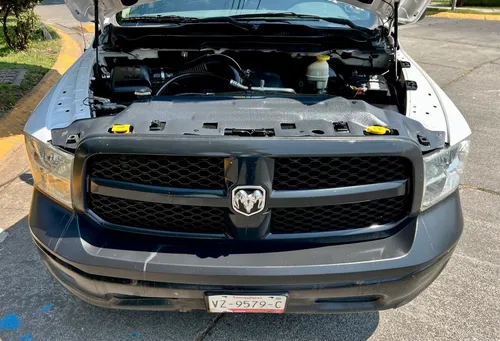 Dodge Ram 1500 5.7 Pickup Quad Cab Slt Aa 4x4 At
