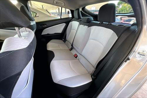 Toyota Prius 2017