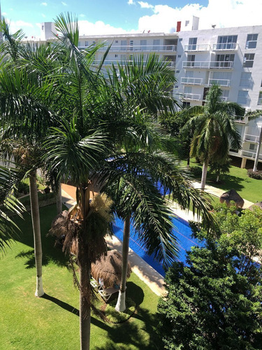 Imagen 5 de 19 de Departamento Con Terraza Techada!