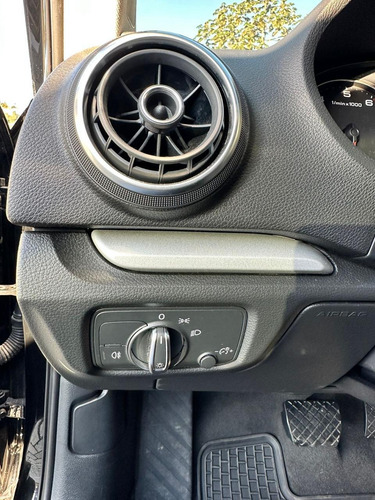 Audi A3 Sedan 1.4 Tfsi Attraction S-tronic 4p