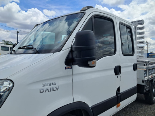 Iveco Daily Chasis 3.0 35S14 3750 Cab. Dupla 4P