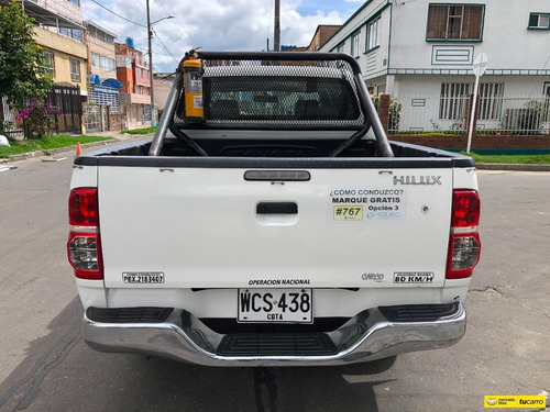 Toyota Hilux 4x4 2500cc Tdi Mt Aa Ab Abs Dh